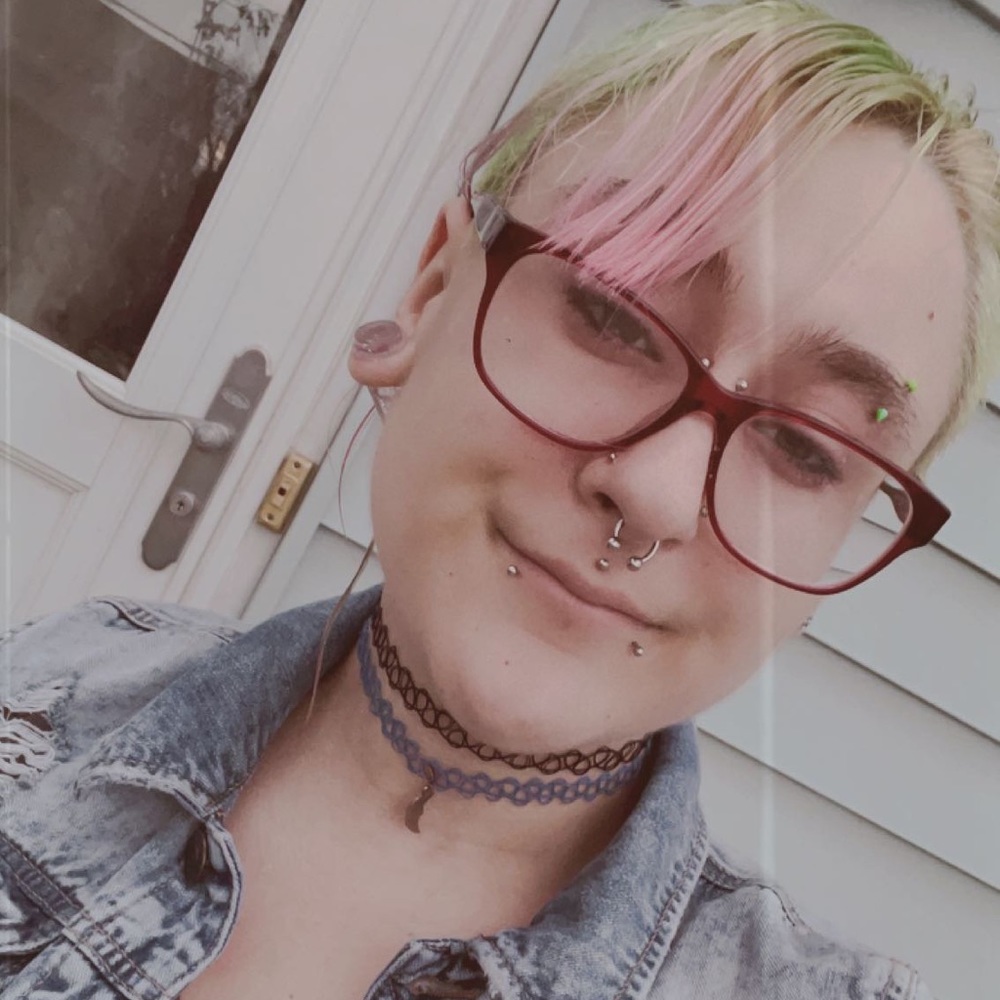 Meet your Posher, Leah